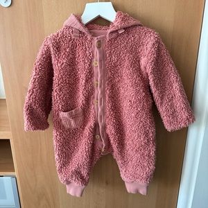 Snug organic cotton baby snowsuit